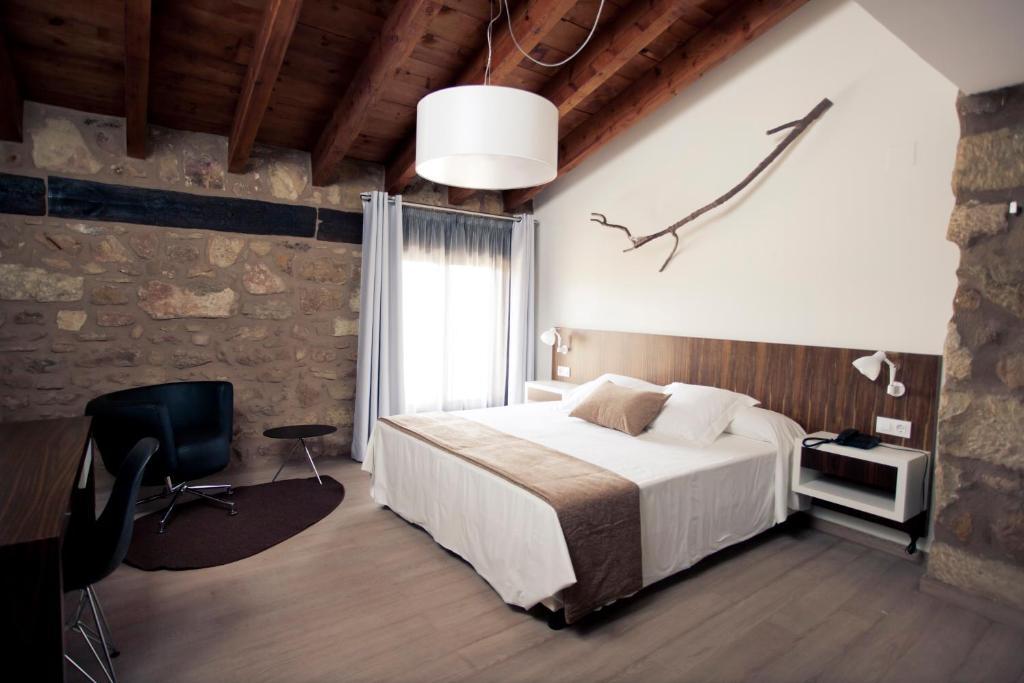 Hotel Restaurante Masia La Torre Mora de Rubielos Rom bilde