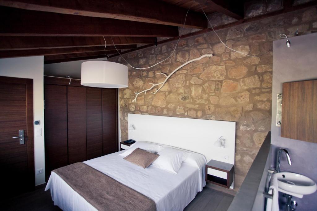 Hotel Restaurante Masia La Torre Mora de Rubielos Rom bilde
